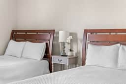 Spacious 5 Bedroom Dallas Home for Families - Image 4