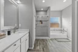 Large 3BD 2BR Lower Bishop Arts Near Downtown Dallas - Image 5