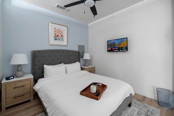 Sky-High Comfort 1BR | Gym| Pool | Pet Friendly - Image 3