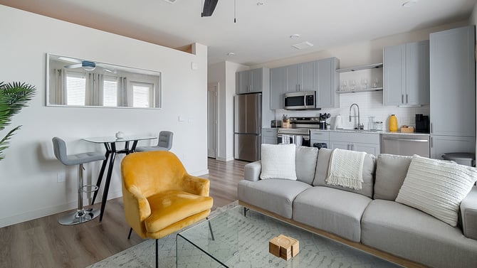 Traveling Nurse Housing: 10 Things You Should Know Before Booking Your Next Dallas Assignment