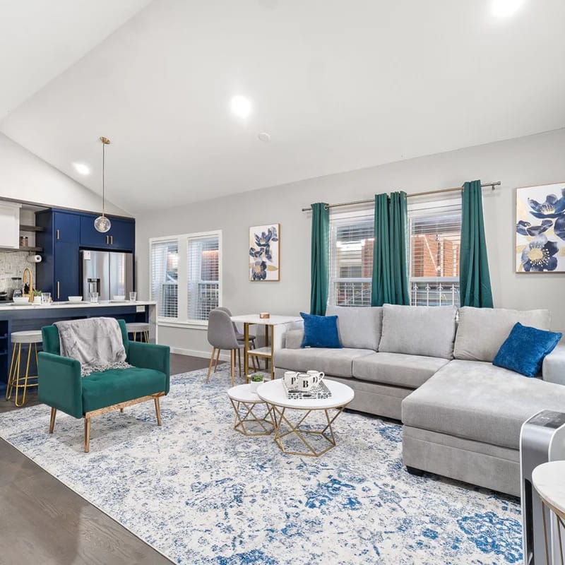 Emerald Indigo House | Pet Friendly